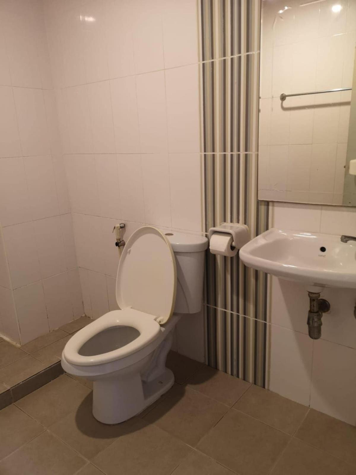 Kjs Pattaya Hotel Eksteriør billede